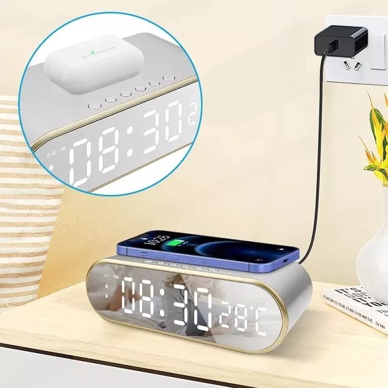 Reloj Digital Led Escritorio Led Con Cargador Inalámbrico - Parub